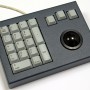 Clavier industriel 17 touches en boitier de table avec trackball 38mm