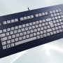 Clavier 105 touches ergonomique haute fiabilité intégrable en panneau par l'avant